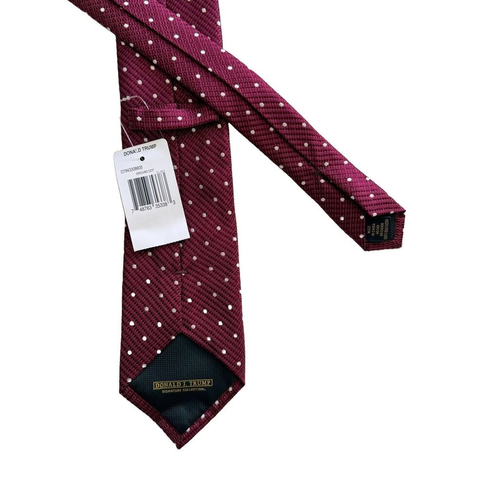 New Donald Trump Signature Burgundy Polkadot 100% Silk Tie 3.25 x 57.5 NWT
